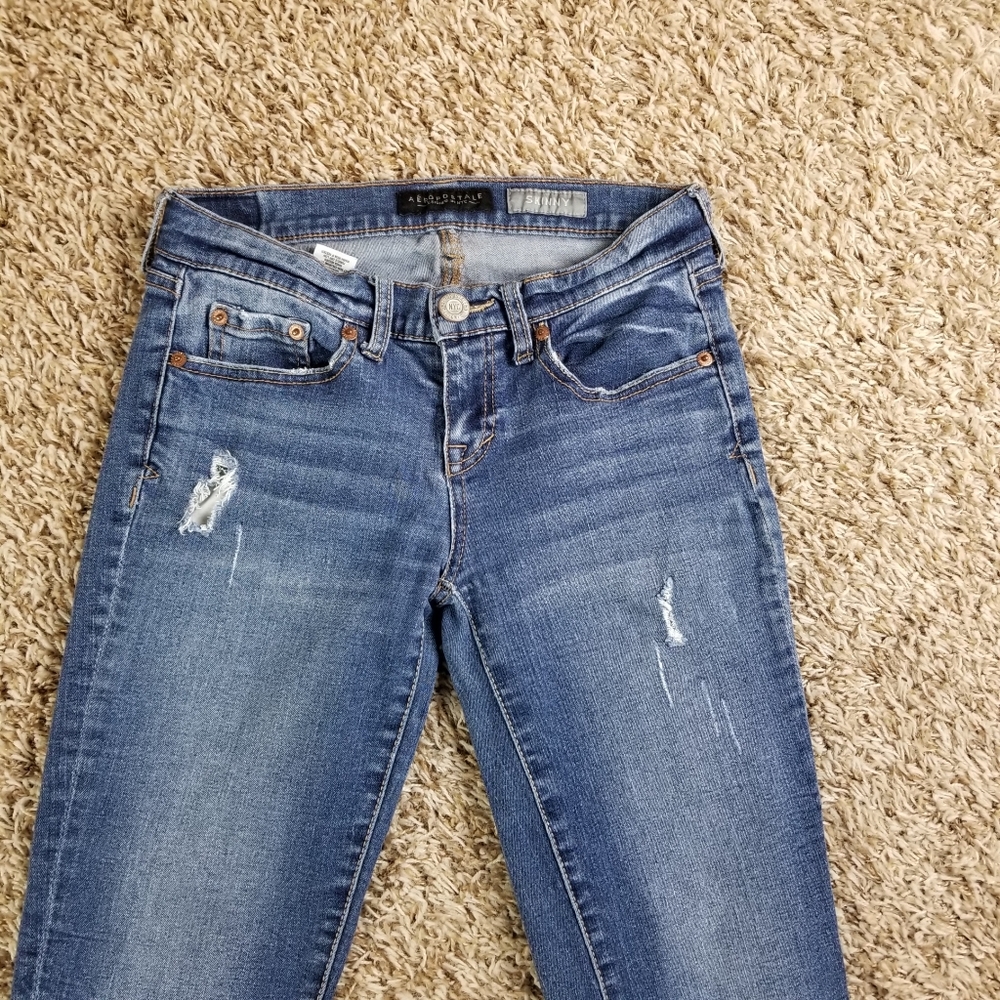 Aeropostale| Lighty distressed skinny jeans 0 - Picture 5 of 8